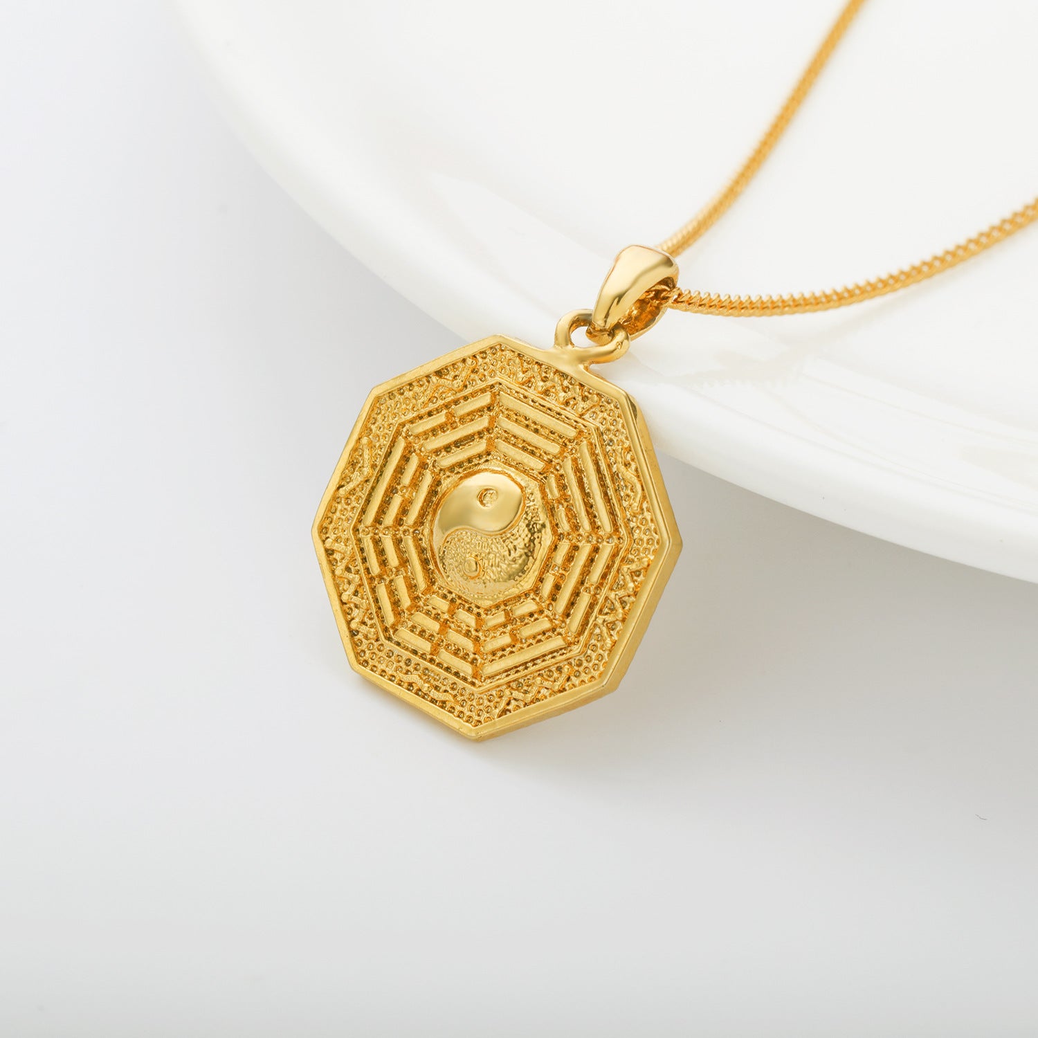 I-CHING BLING NECKLACE